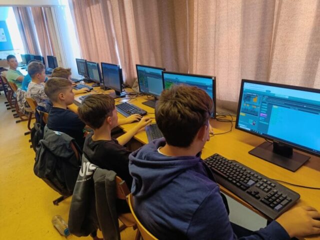 95ff68ff-87a5-400b-82fd-5aea29eb6812