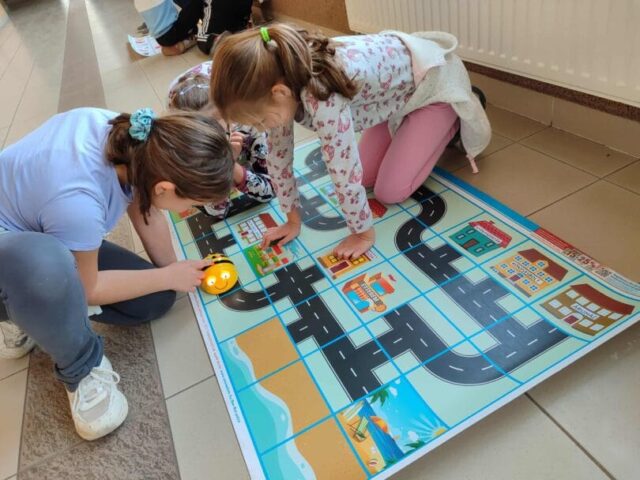 ca23fd6a-2937-4eb0-8ed6-00374f190239