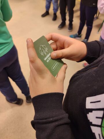 fb99652e-ea7b-4246-8fd4-49659c61f0c2